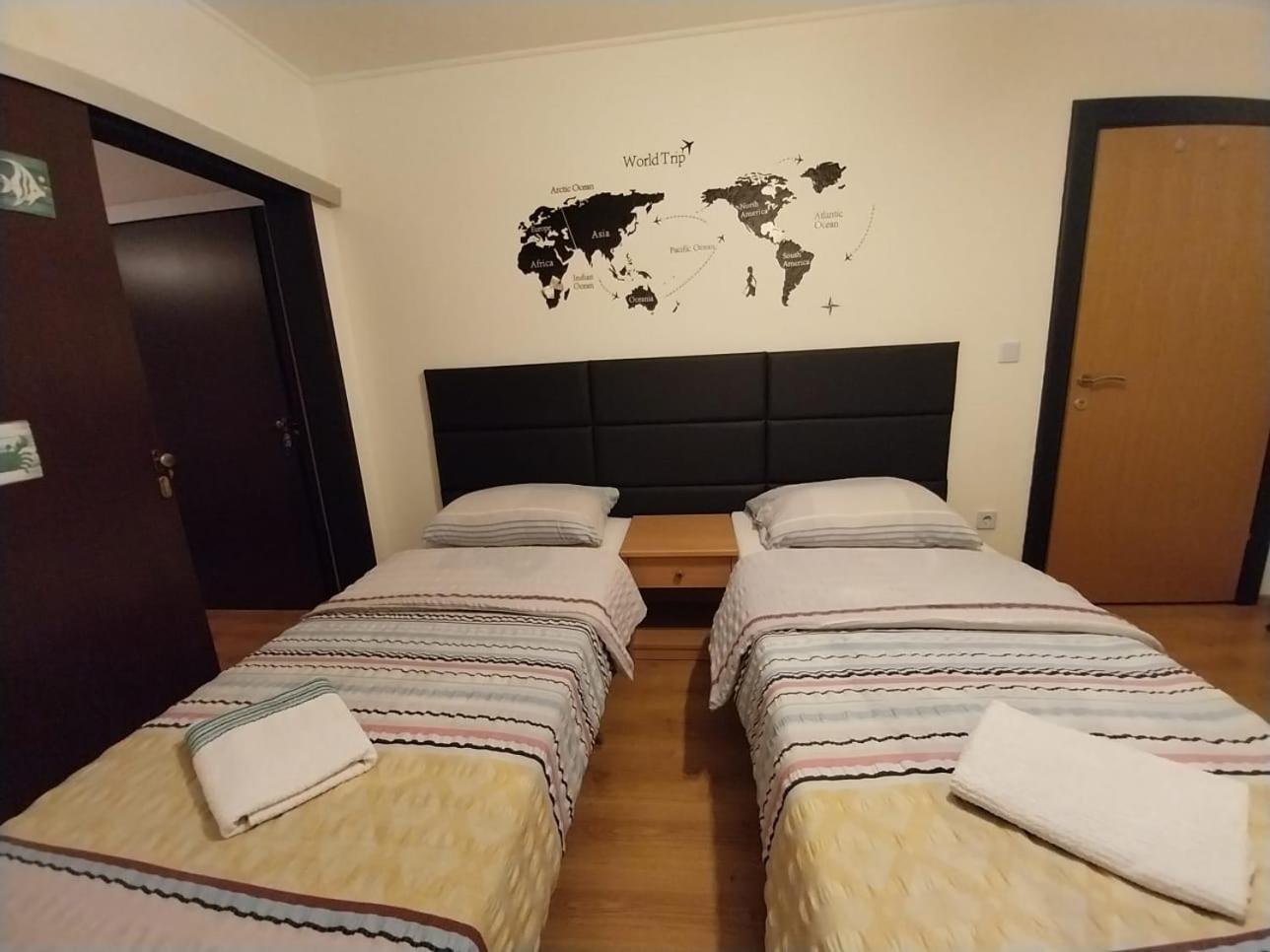 Guesthouse Juka Gospić Esterno foto