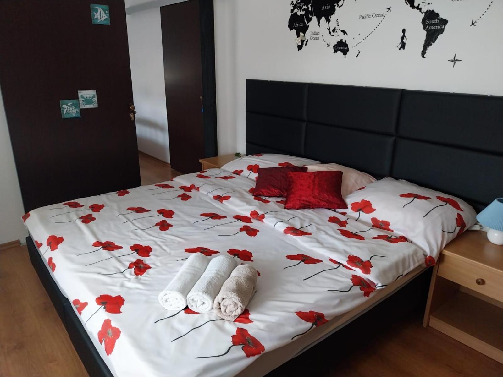 Guesthouse Juka Gospić Esterno foto