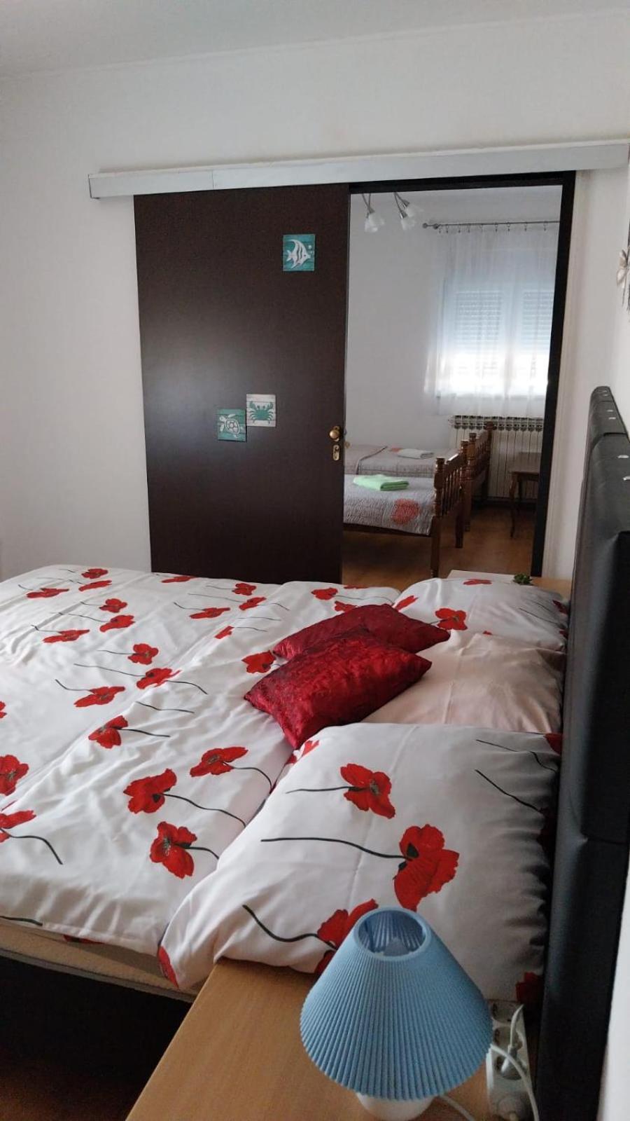 Guesthouse Juka Gospić Esterno foto