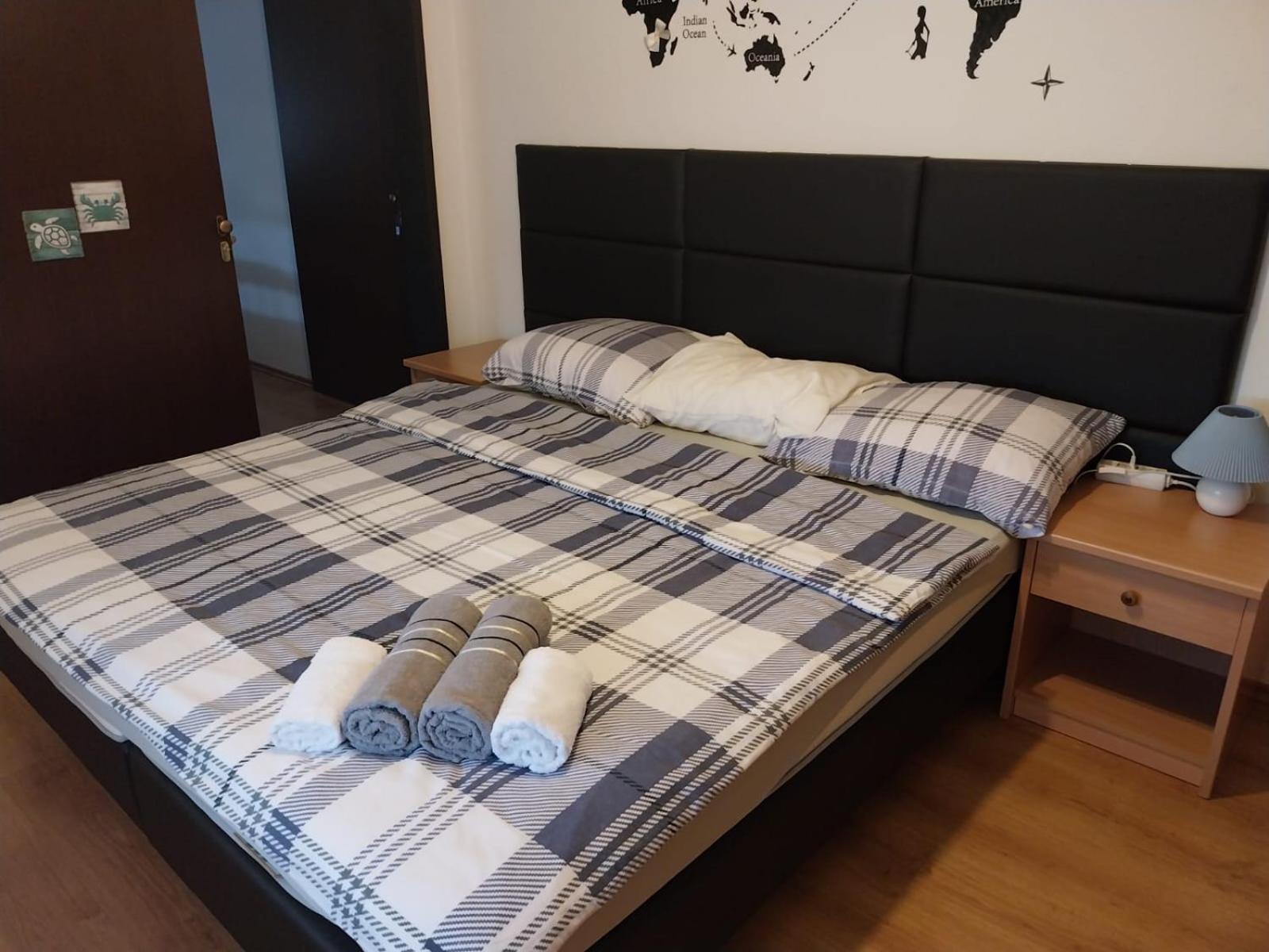 Guesthouse Juka Gospić Esterno foto