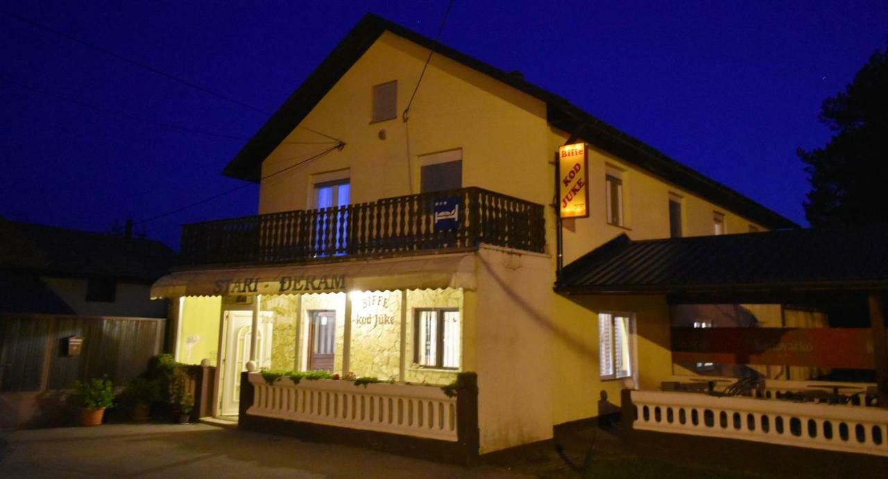 Guesthouse Juka Gospić Esterno foto